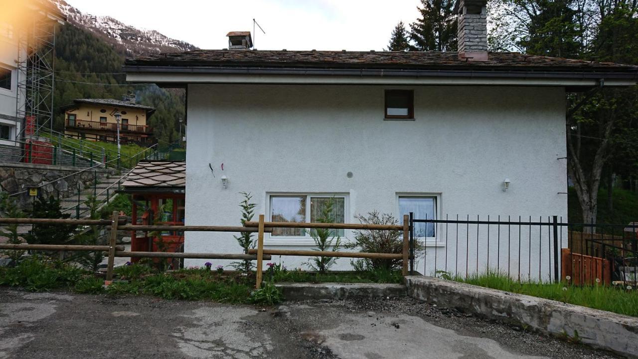 B&B Maison Odille Valtournenche Exterior photo